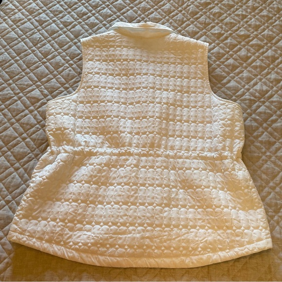 AC-TIV-OLOGY White Quilted Vest Faux Fur Trim Collar plus size 2X - Picture 11 of 11